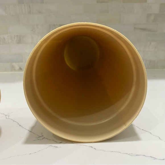 Vintage toilet paper holder canister with lid - Picture 7 of 9